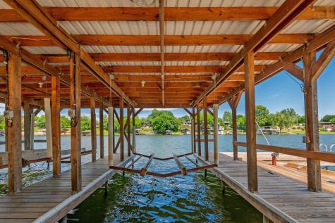 208 Riverside Drive Kingsland TX 78639