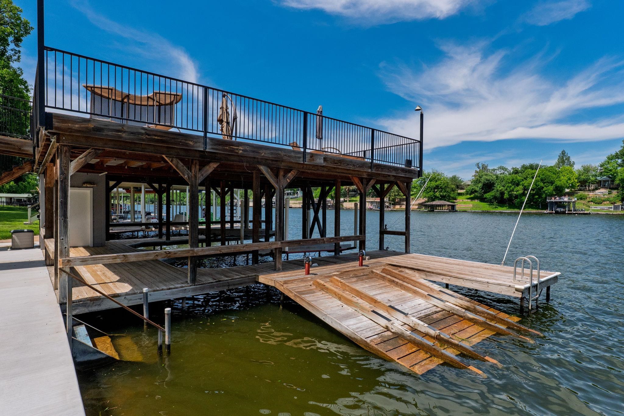 208 Riverside Drive Kingsland TX 78639