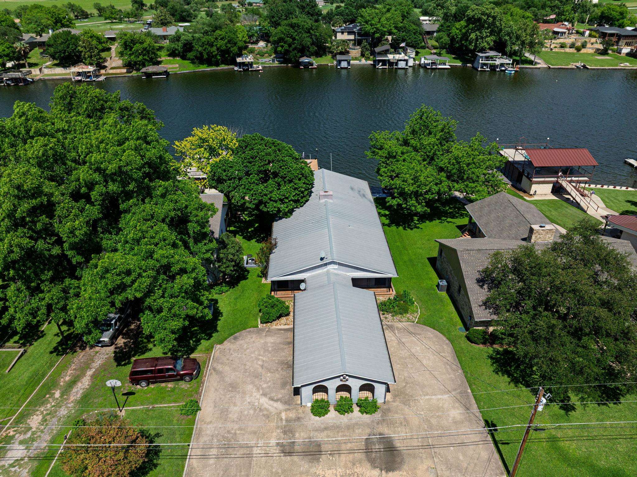 208 Riverside Drive Kingsland TX 78639