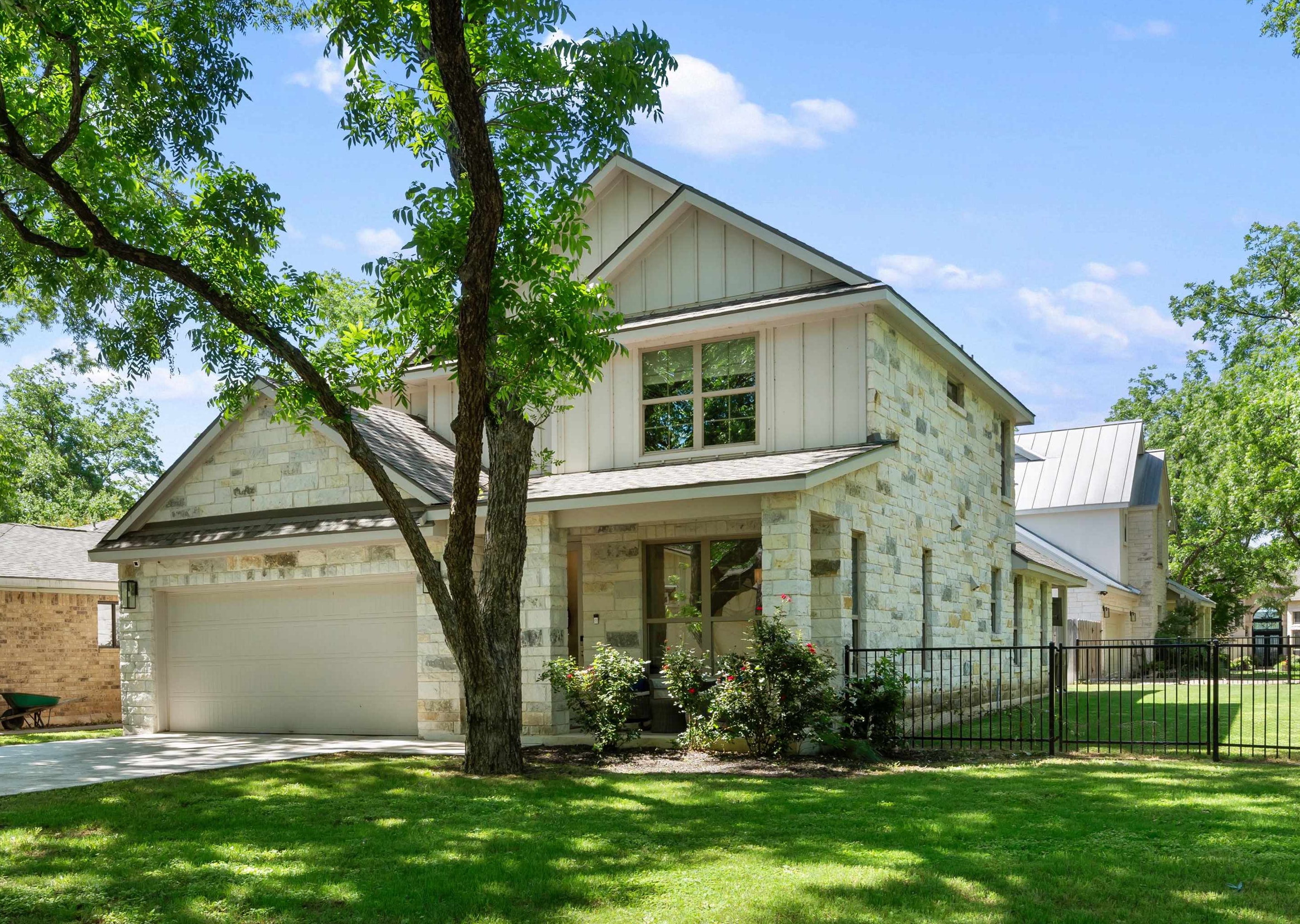 417 Wichita Street Meadowlakes TX 78654