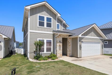 128 Village View Drive Kingsland TX 78639