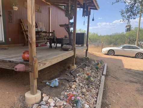 2842 Indian Trail Kingsland TX 78639