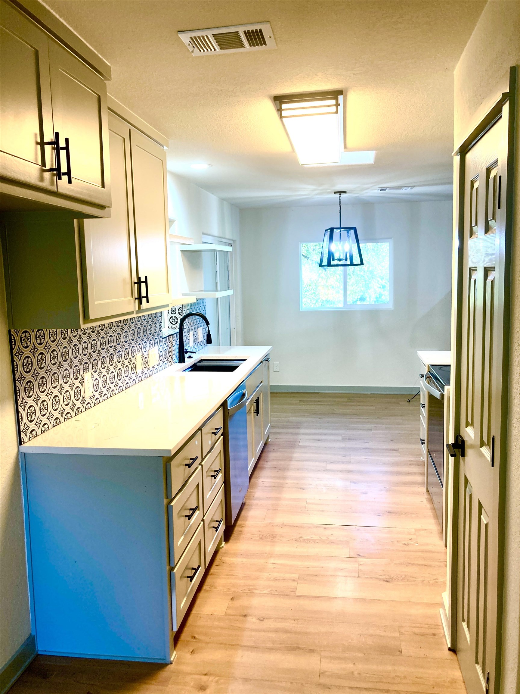 1503 Bluebonnet Marble Falls TX 78654