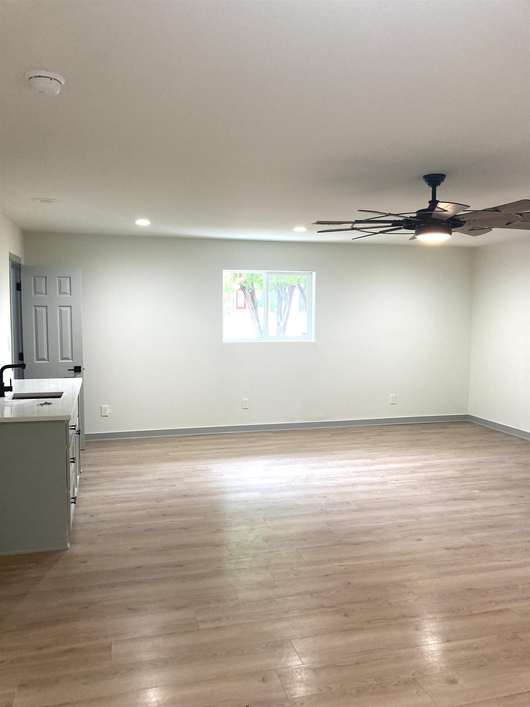 1503 Bluebonnet Marble Falls TX 78654