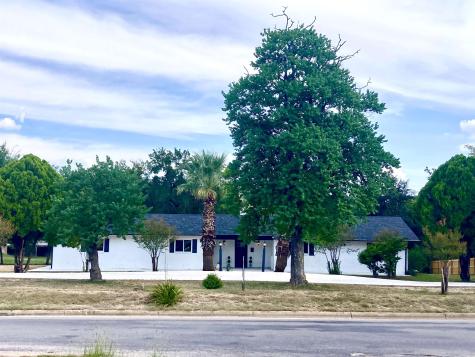 1503 Bluebonnet Marble Falls TX 78654