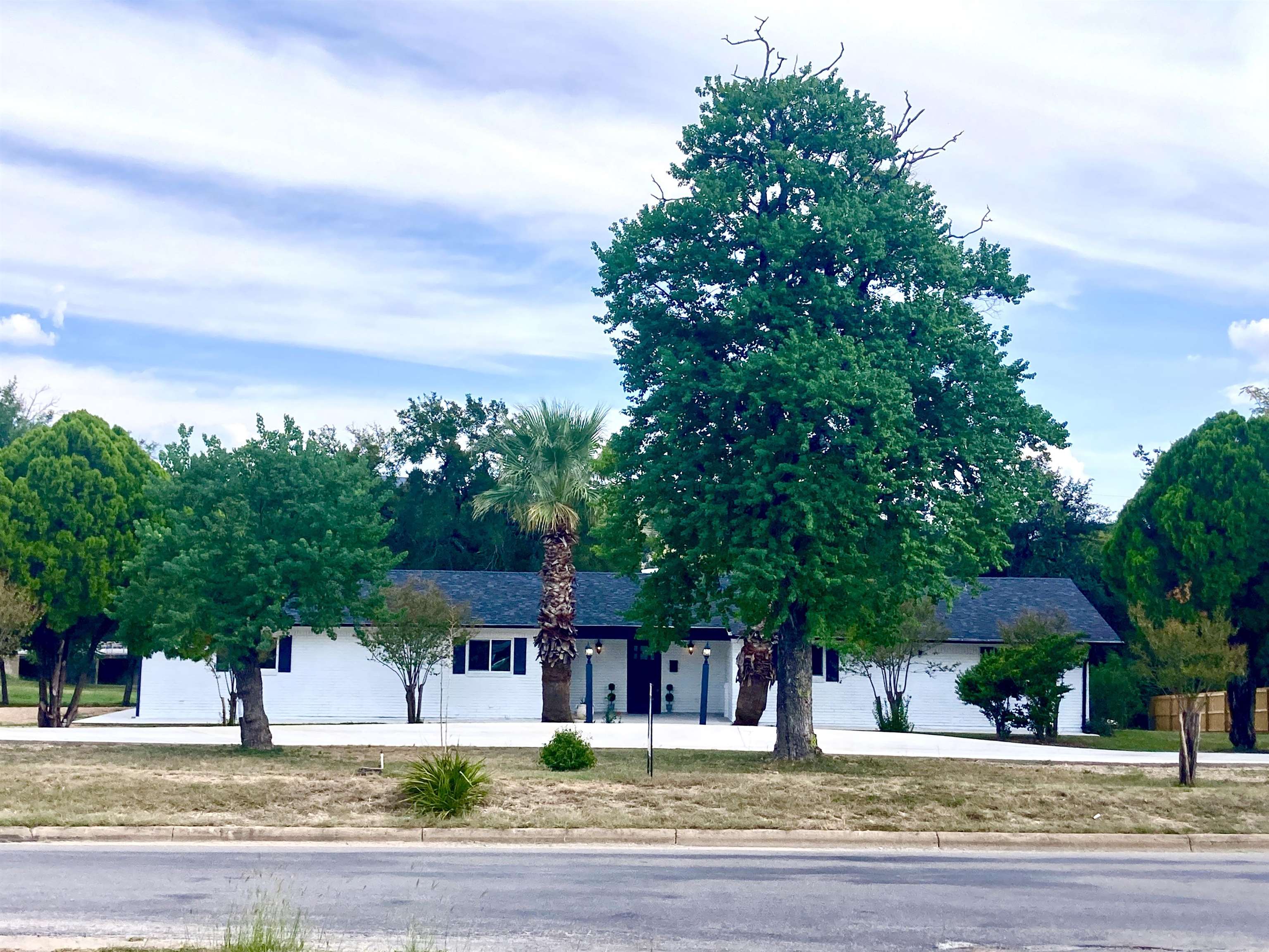 1503 Bluebonnet Marble Falls TX 78654