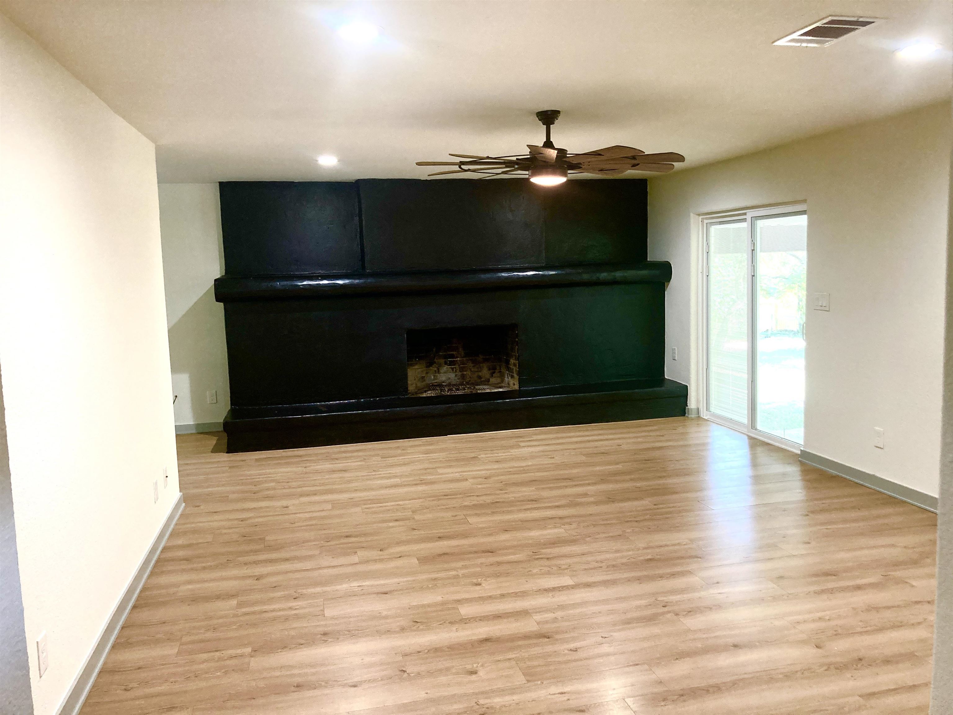 1503 Bluebonnet Marble Falls TX 78654