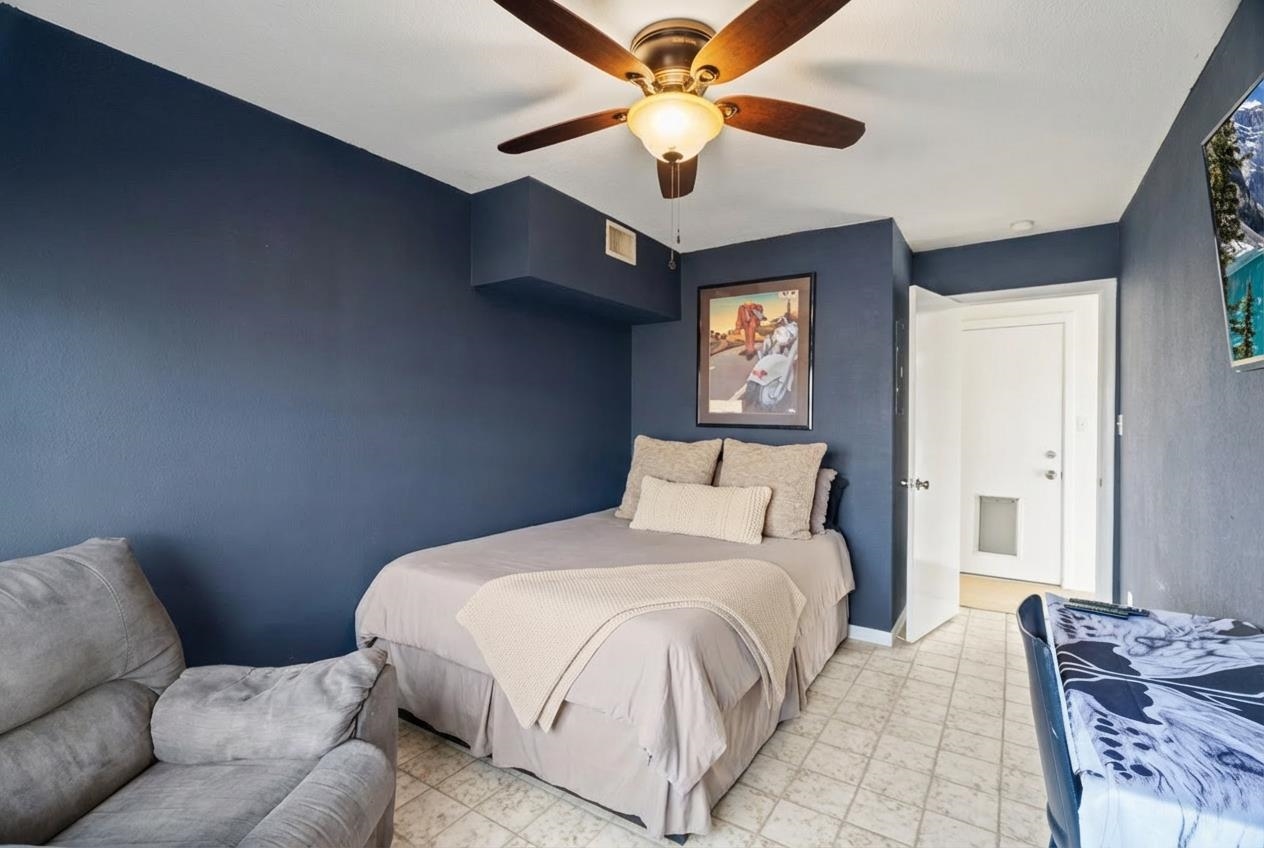 3721 Lakeview Drive Cottonwood Shores TX 78657