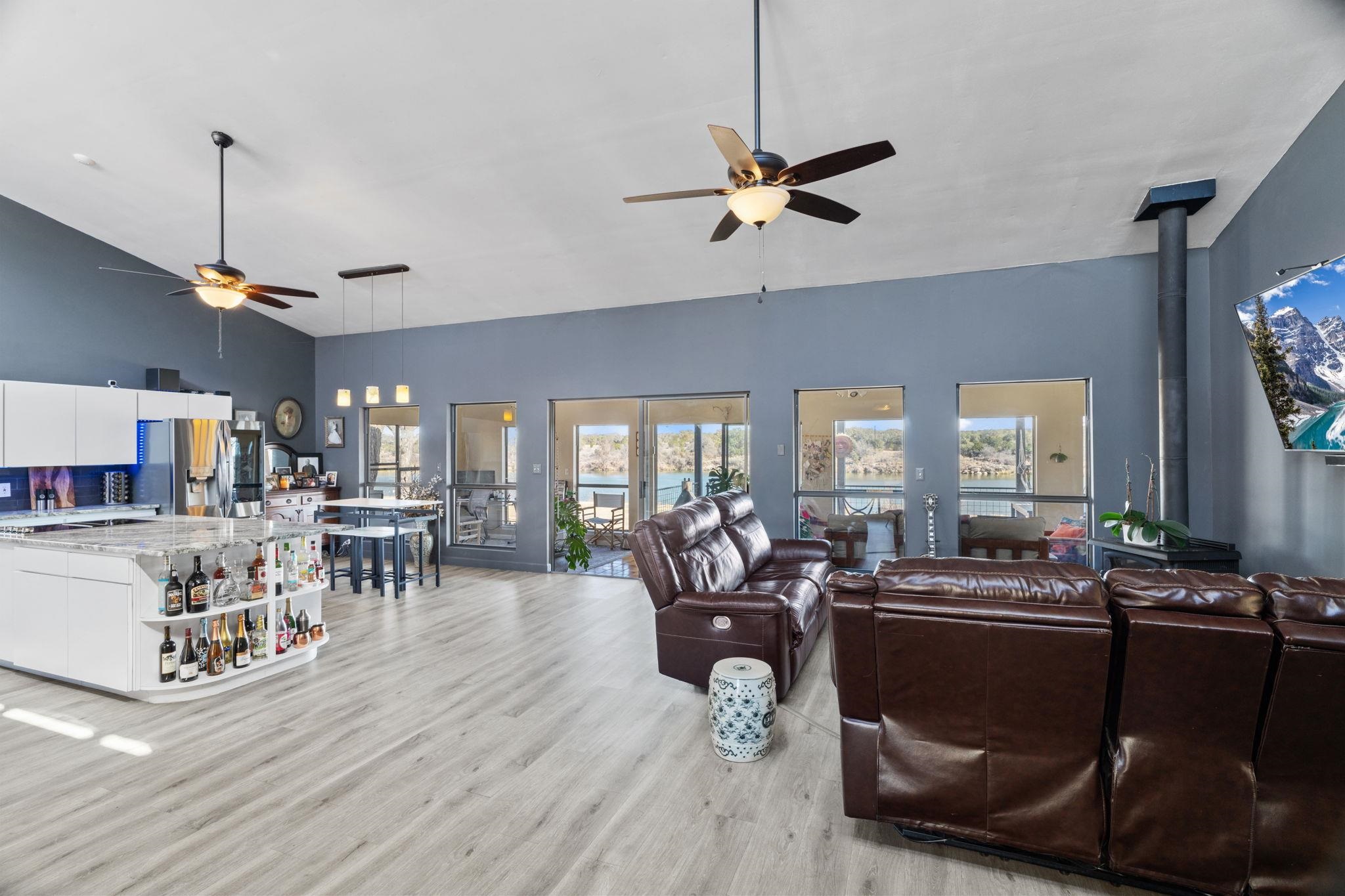 3721 Lakeview Drive Cottonwood Shores TX 78657