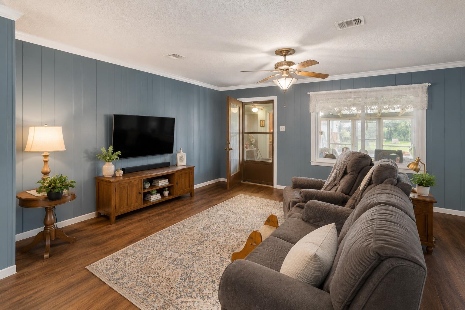 300 Redbird Street Highland Haven TX 78654
