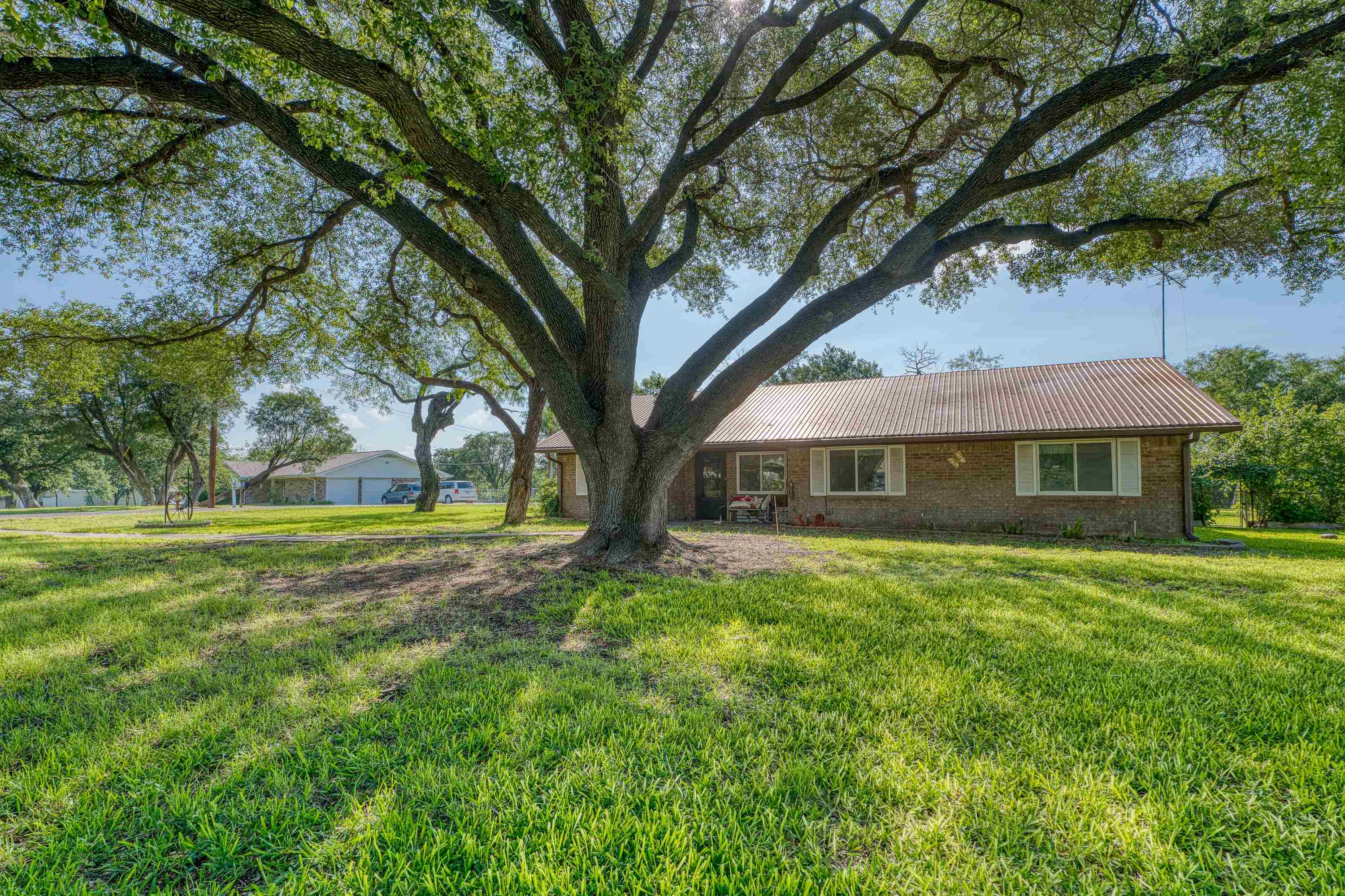 300 Redbird Street Highland Haven TX 78654