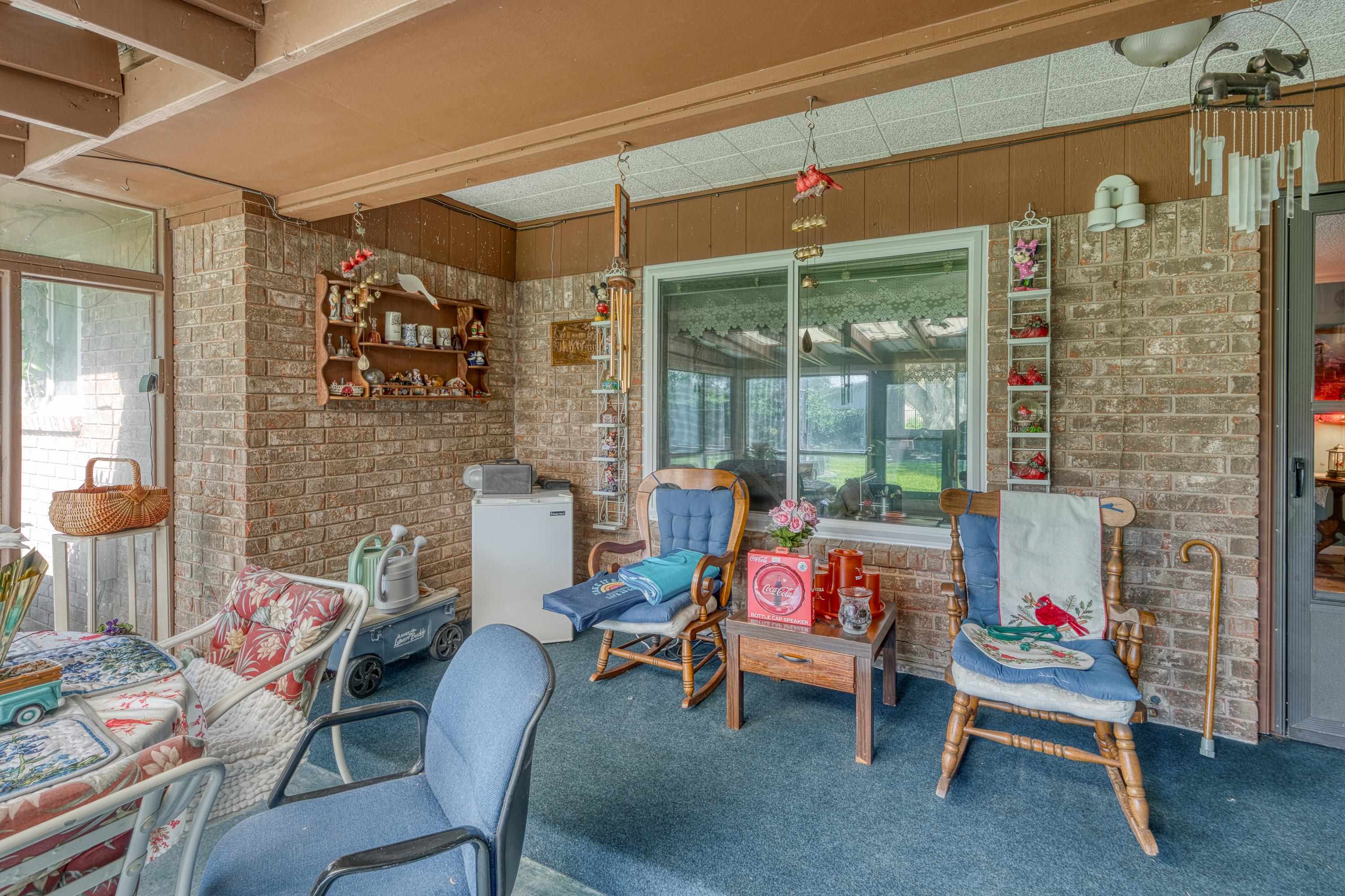 300 Redbird Street Highland Haven TX 78654