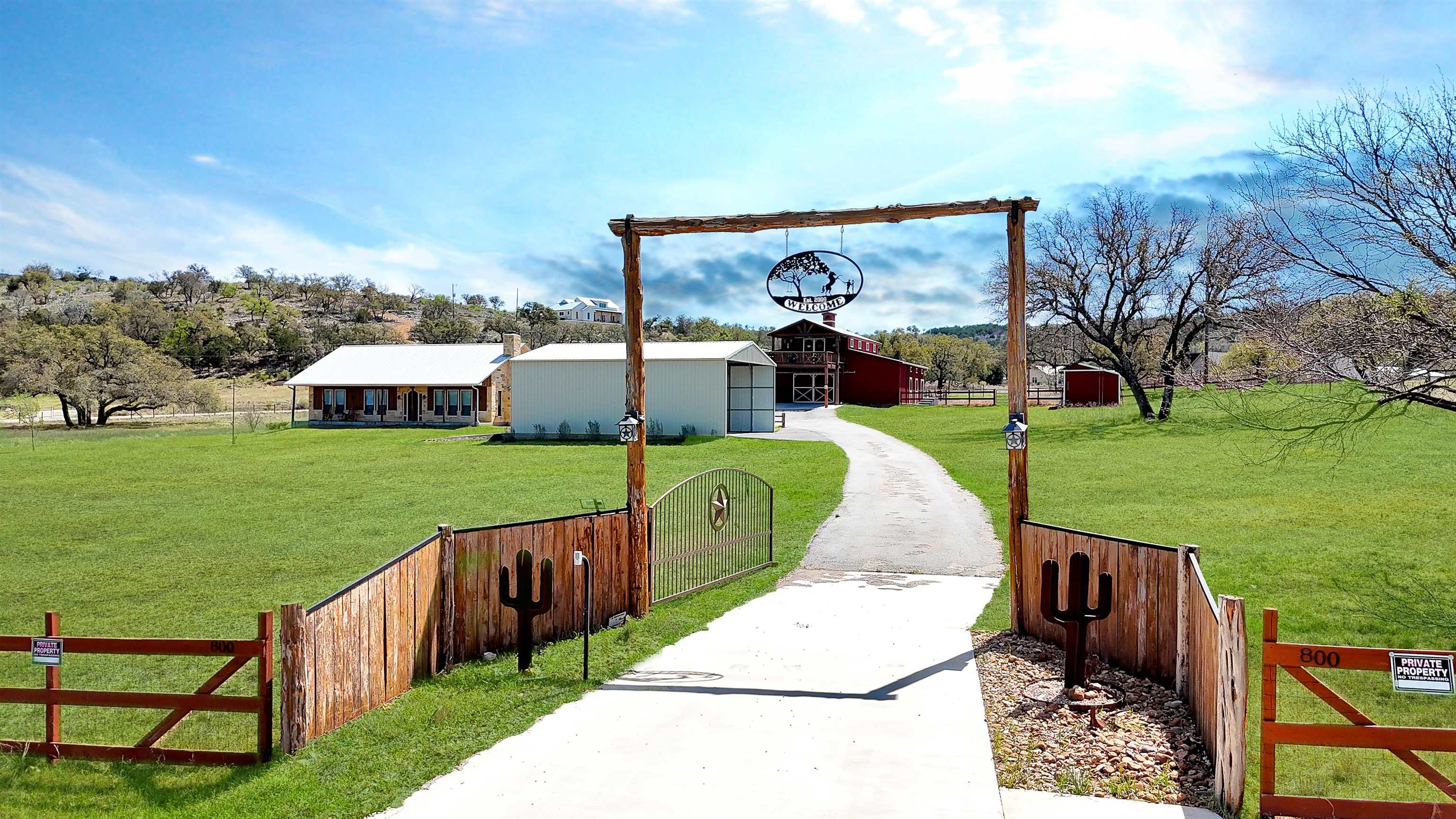 800 Quarter Horse Circle Kingsland TX 78639