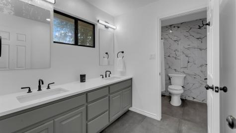 113 W Bluebonnet Road Horseshoe Bay TX 78657