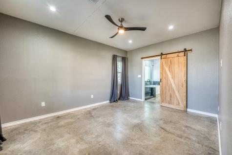 4308 Twin Oaks Drive Cottonwood Shores TX 78657