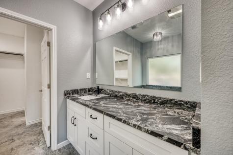 4308 Twin Oaks Drive Cottonwood Shores TX 78657