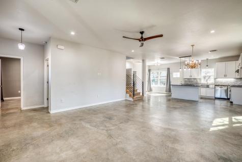 4308 Twin Oaks Drive Cottonwood Shores TX 78657