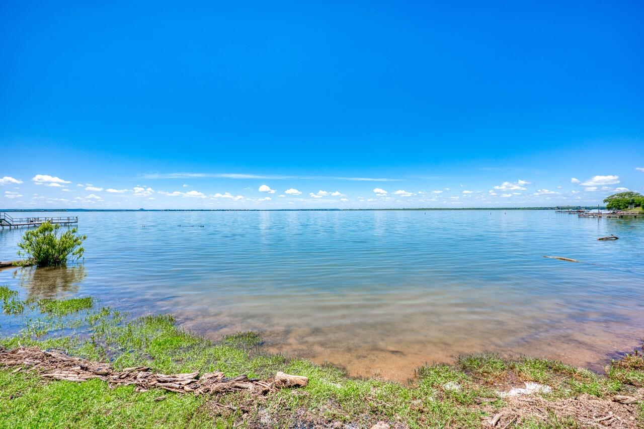 809 Lakeshore Loop Tow TX 78672
