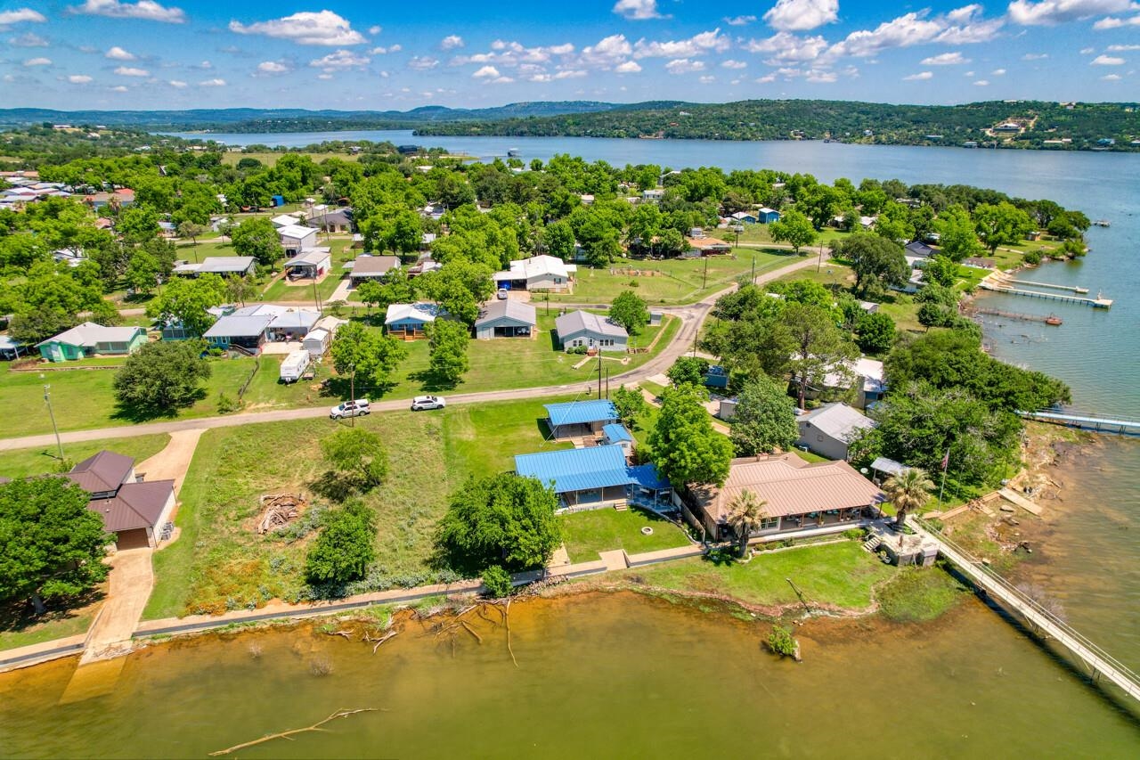 809 Lakeshore Loop Tow TX 78672