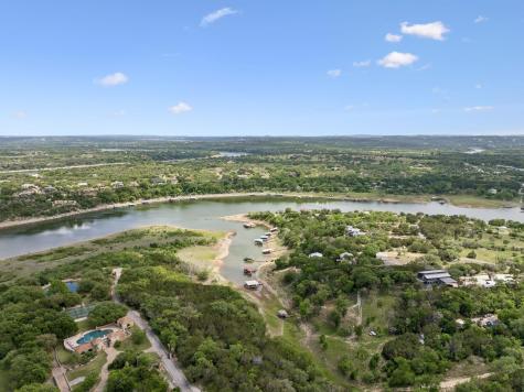 25420 Cove Drive Spicewood TX 78669