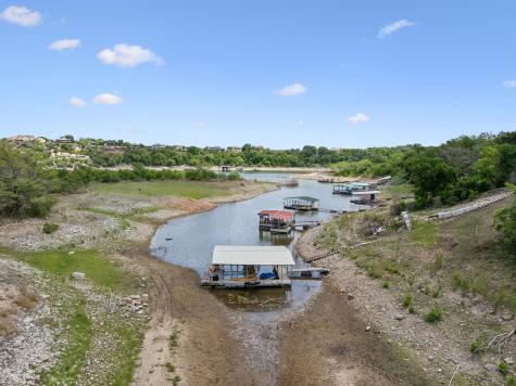 25420 Cove Drive Spicewood TX 78669