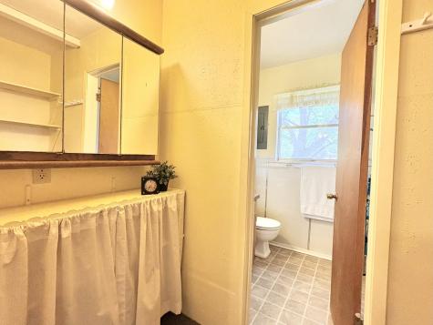 1115 Edgewater Drive Spicewood TX 78669