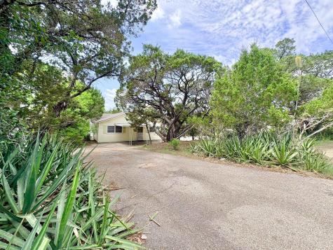1115 Edgewater Drive Spicewood TX 78669