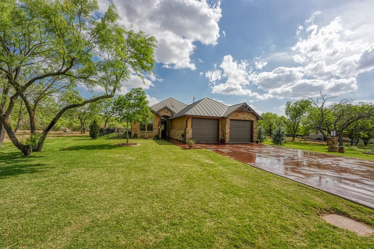 1411 Hi Circle South Horseshoe Bay TX 78657