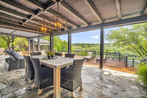 702 Los Escondidos Marble Falls TX 78654