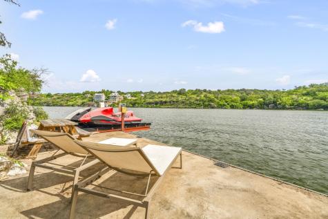 702 Los Escondidos Marble Falls TX 78654