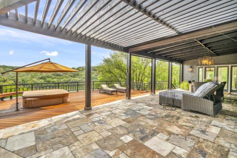 702 Los Escondidos Marble Falls TX 78654