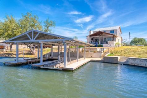 208 E Lakeshore Drive Sunrise Beach TX 78643