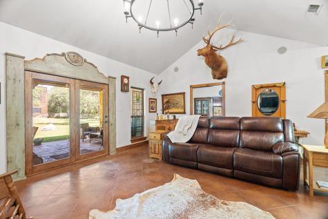 102 Camm Lary Circle Burnet TX 78611