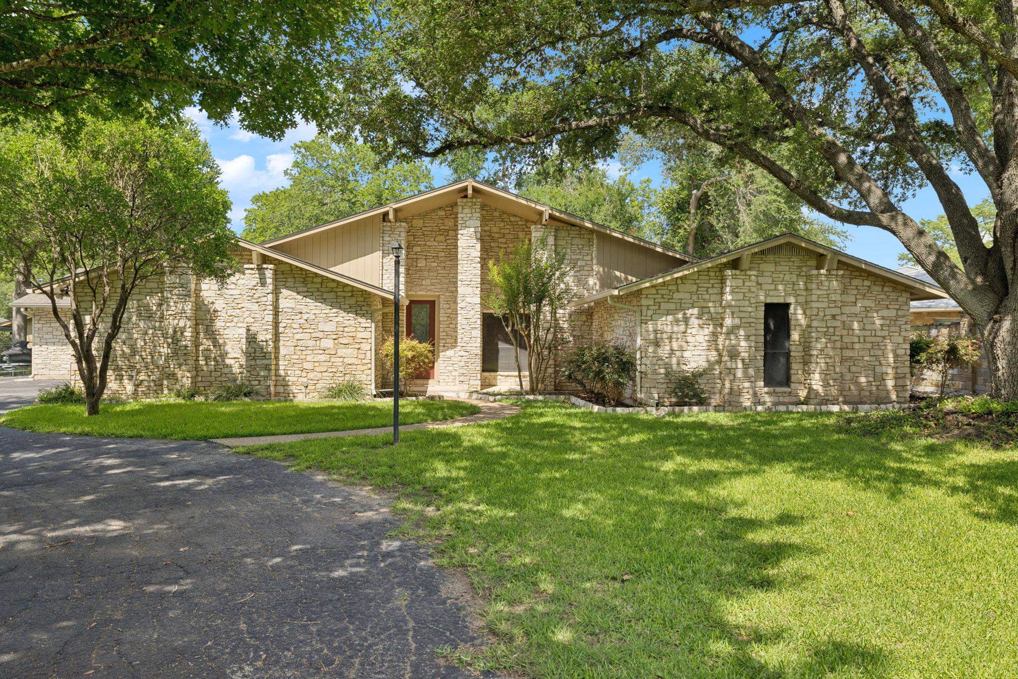 180 Wampum Way Seguin TX 78155