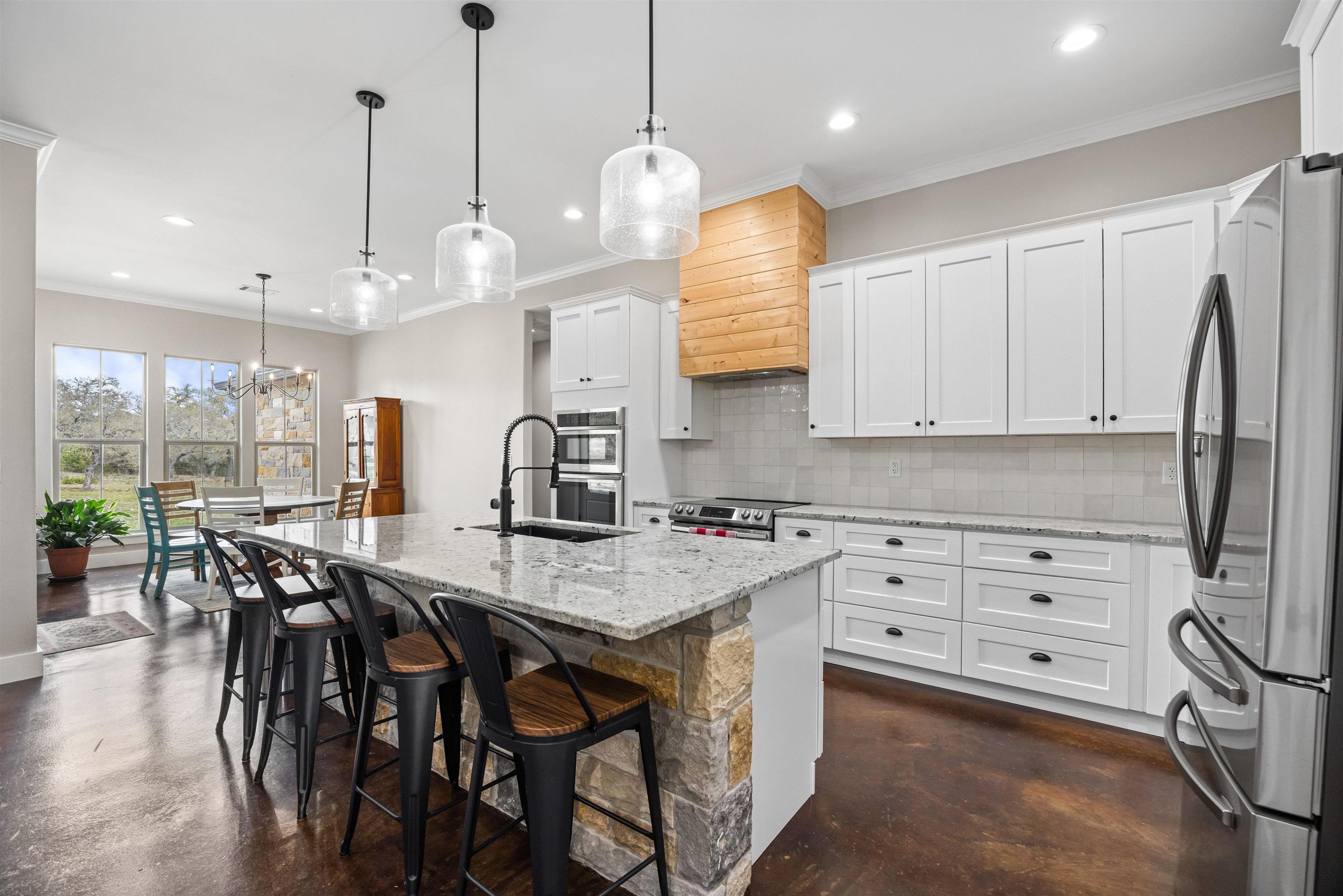 1602 County Road 250 Burnet TX 78611