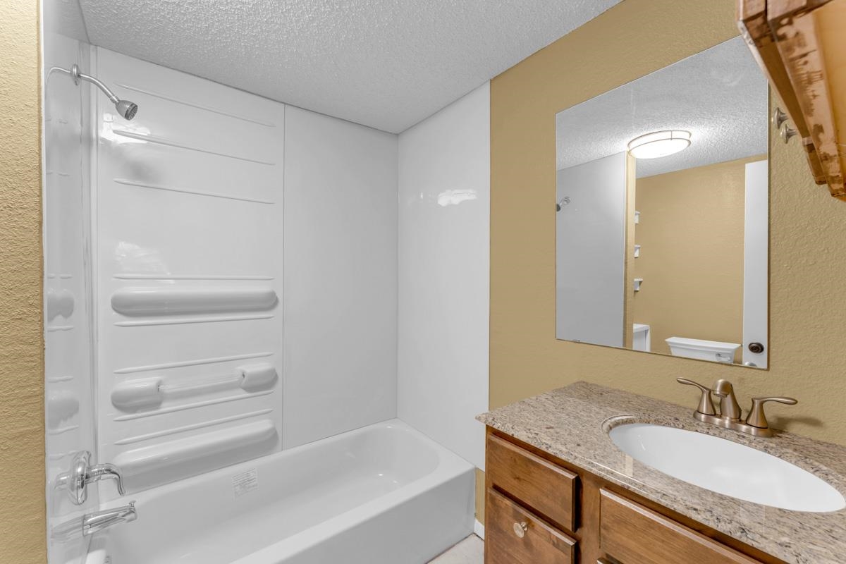 100 Semi Circle Horseshoe Bay TX 78657