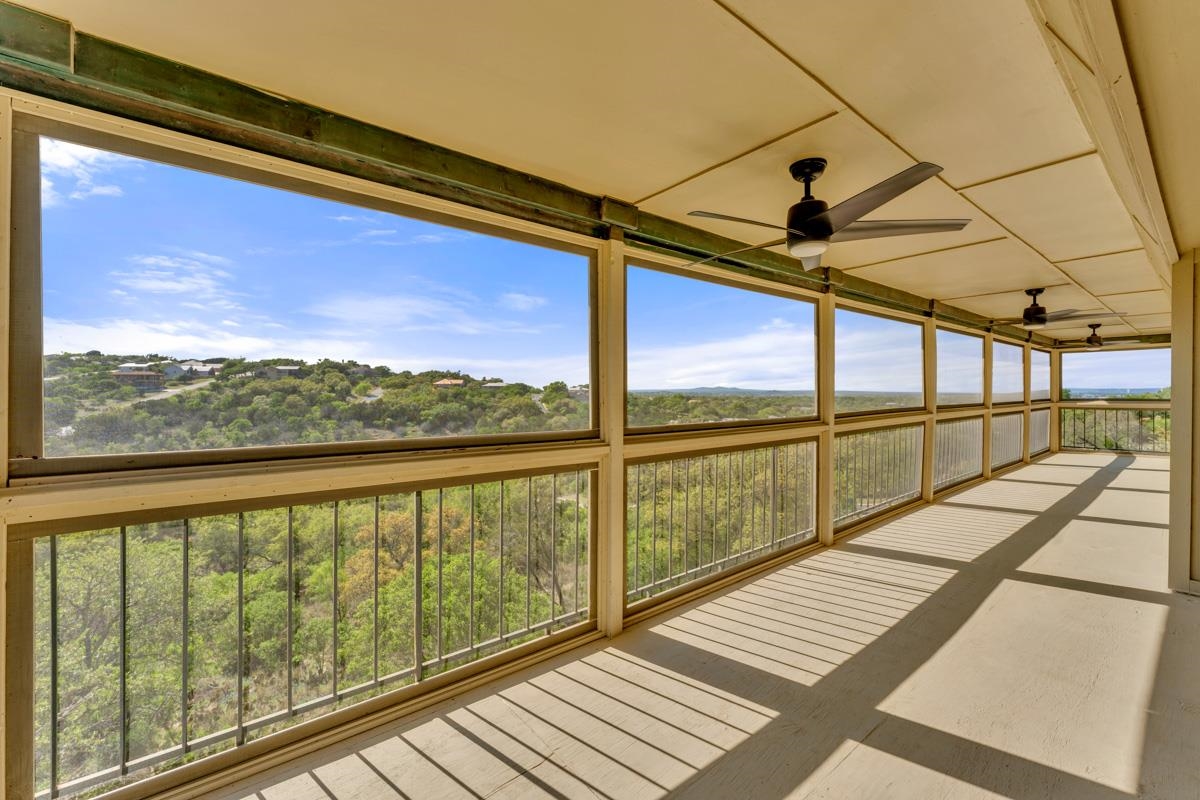 100 Semi Circle Horseshoe Bay TX 78657
