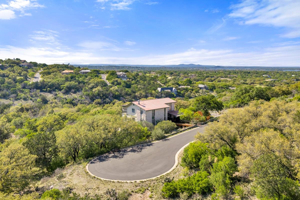 100 Semi Circle Horseshoe Bay TX 78657