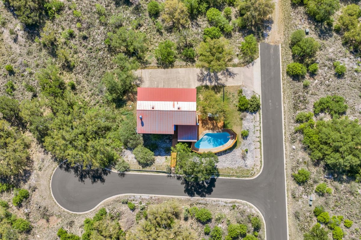 100 Semi Circle Horseshoe Bay TX 78657