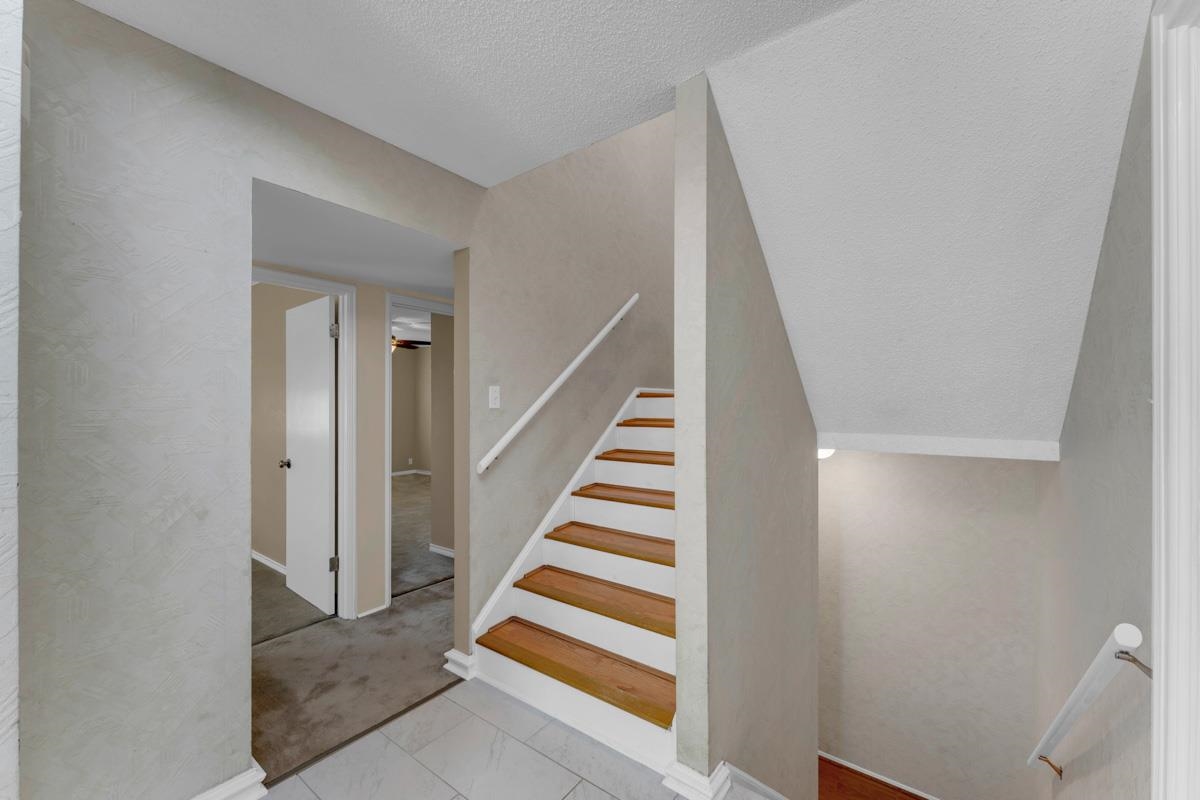 100 Semi Circle Horseshoe Bay TX 78657