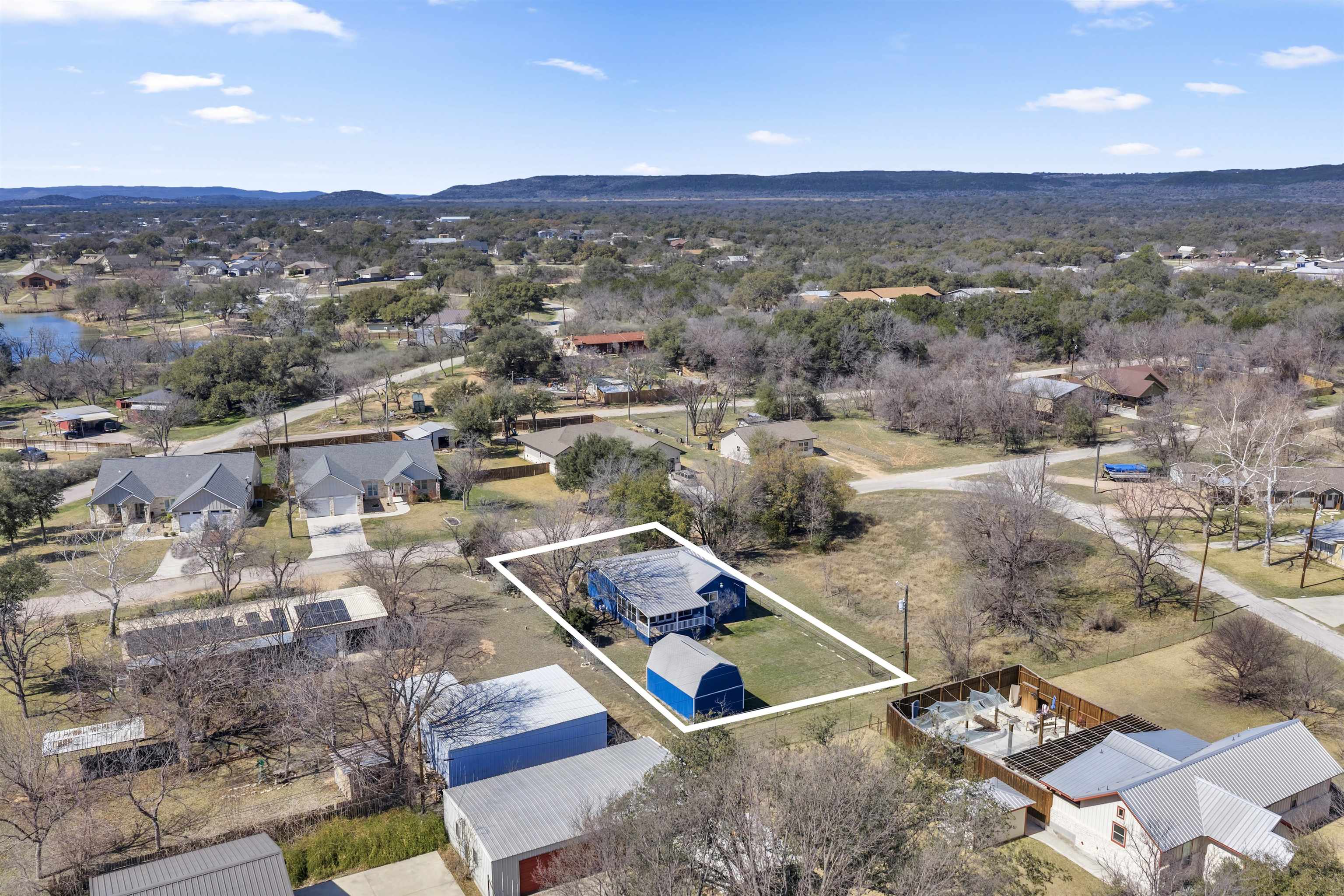 3810 Coyote Trail Kingsland TX 78639