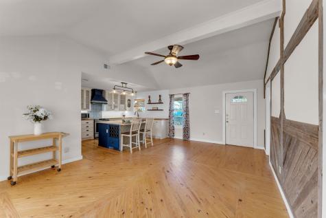 3810 Coyote Trail Kingsland TX 78639