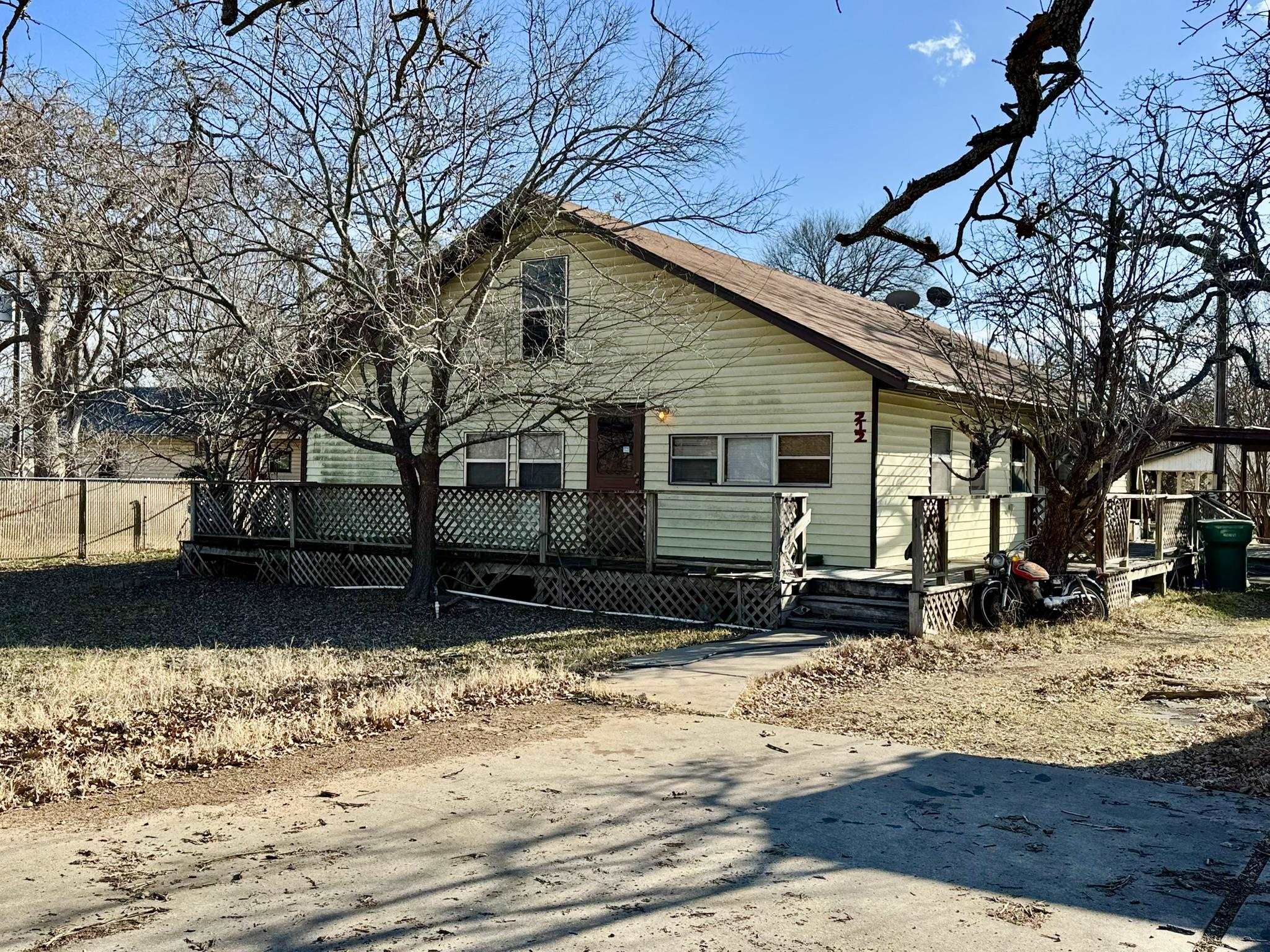 212 E Castleberry Drive Granite Shoals TX 78654
