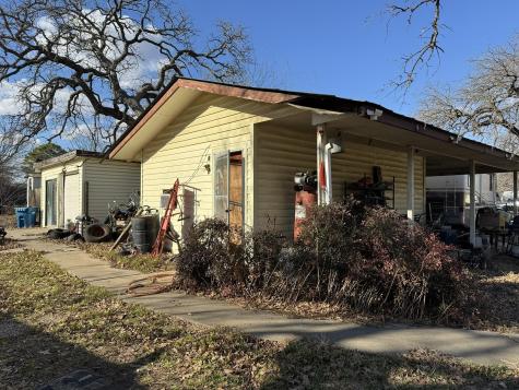 212 E Castleberry Drive Granite Shoals TX 78654