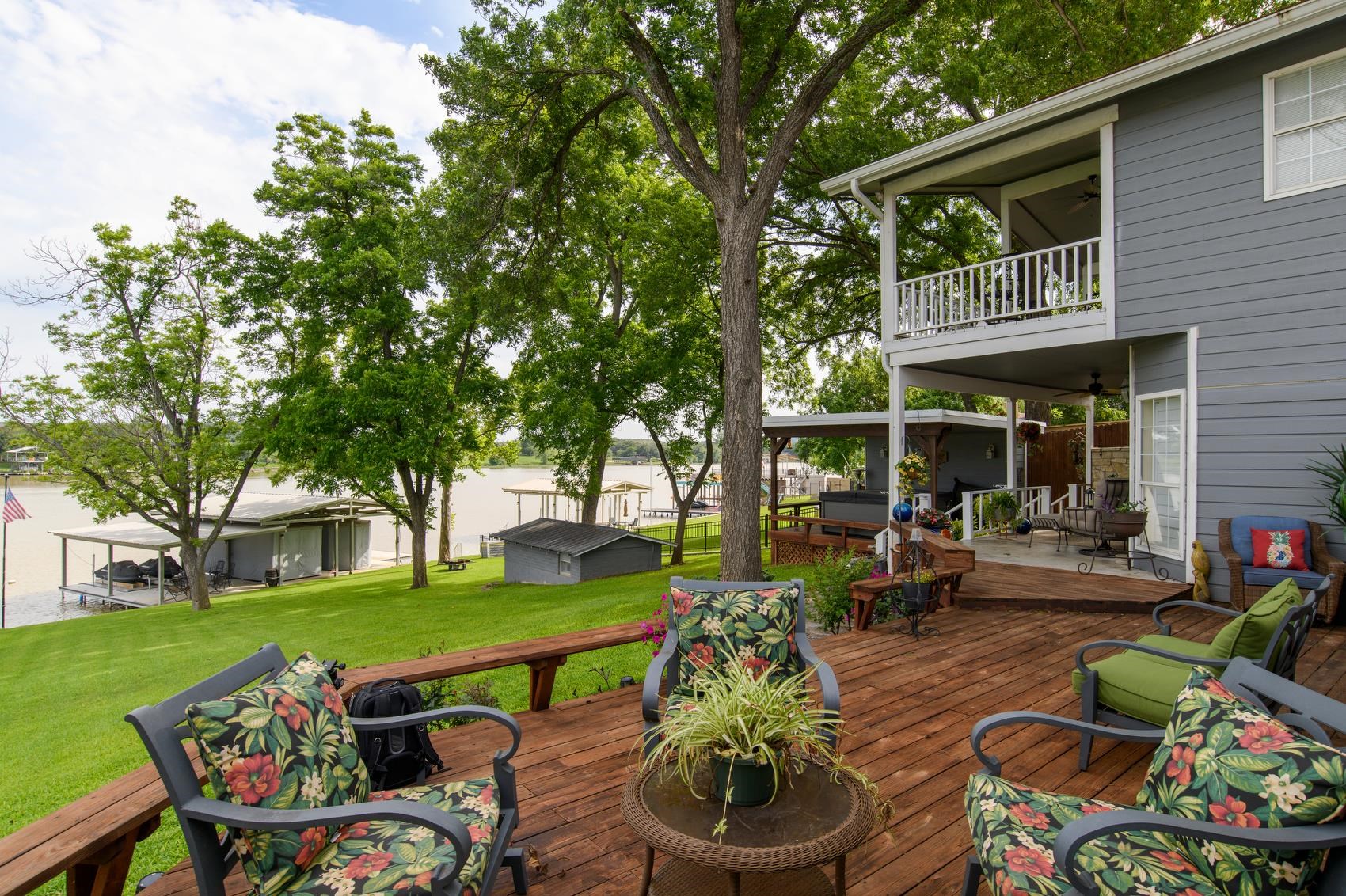 1912 Bluebonnet Lane Kingsland TX 78639