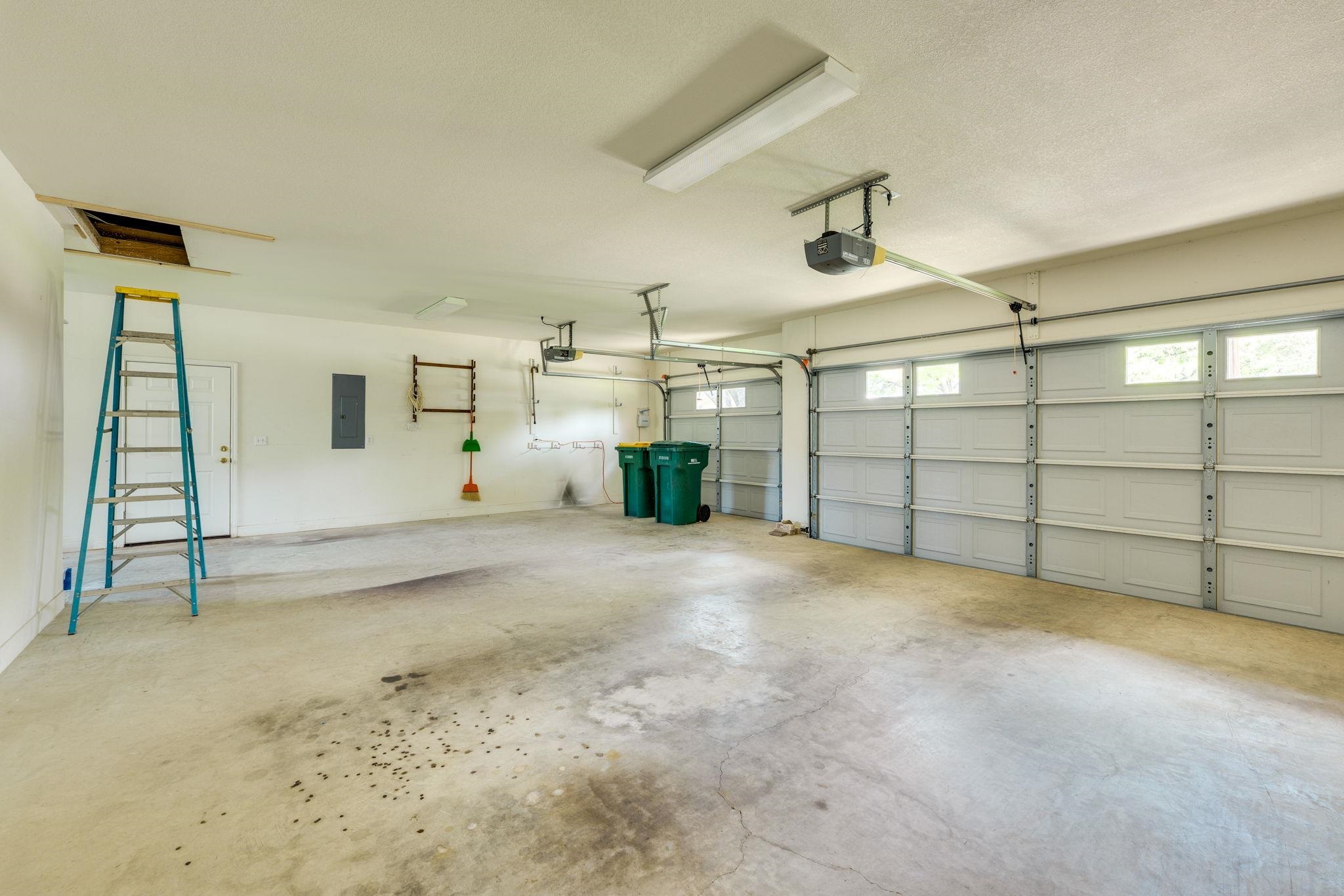 207 Flamingo Circle Circle Highland Haven TX 78654