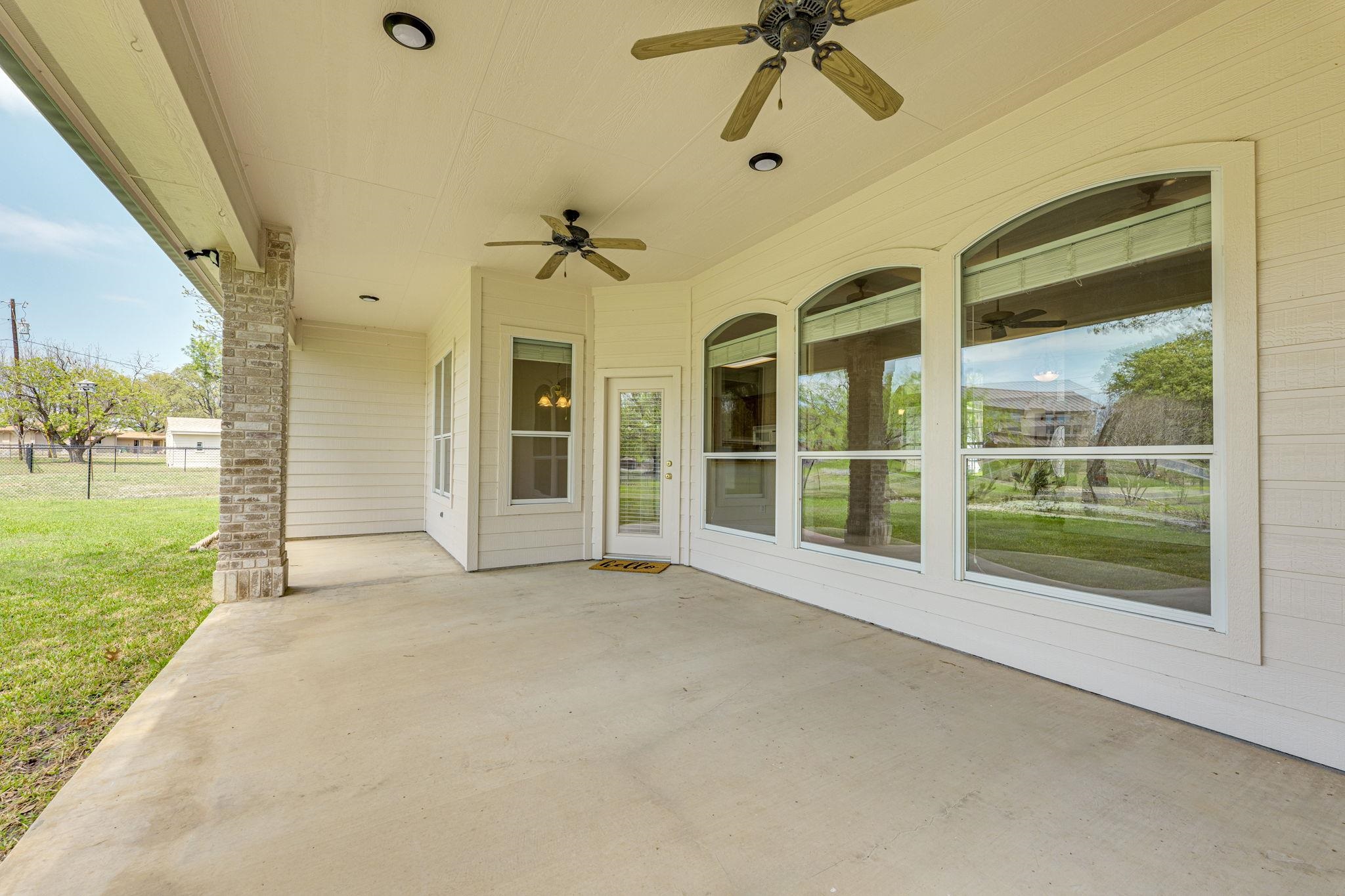 207 Flamingo Circle Circle Highland Haven TX 78654
