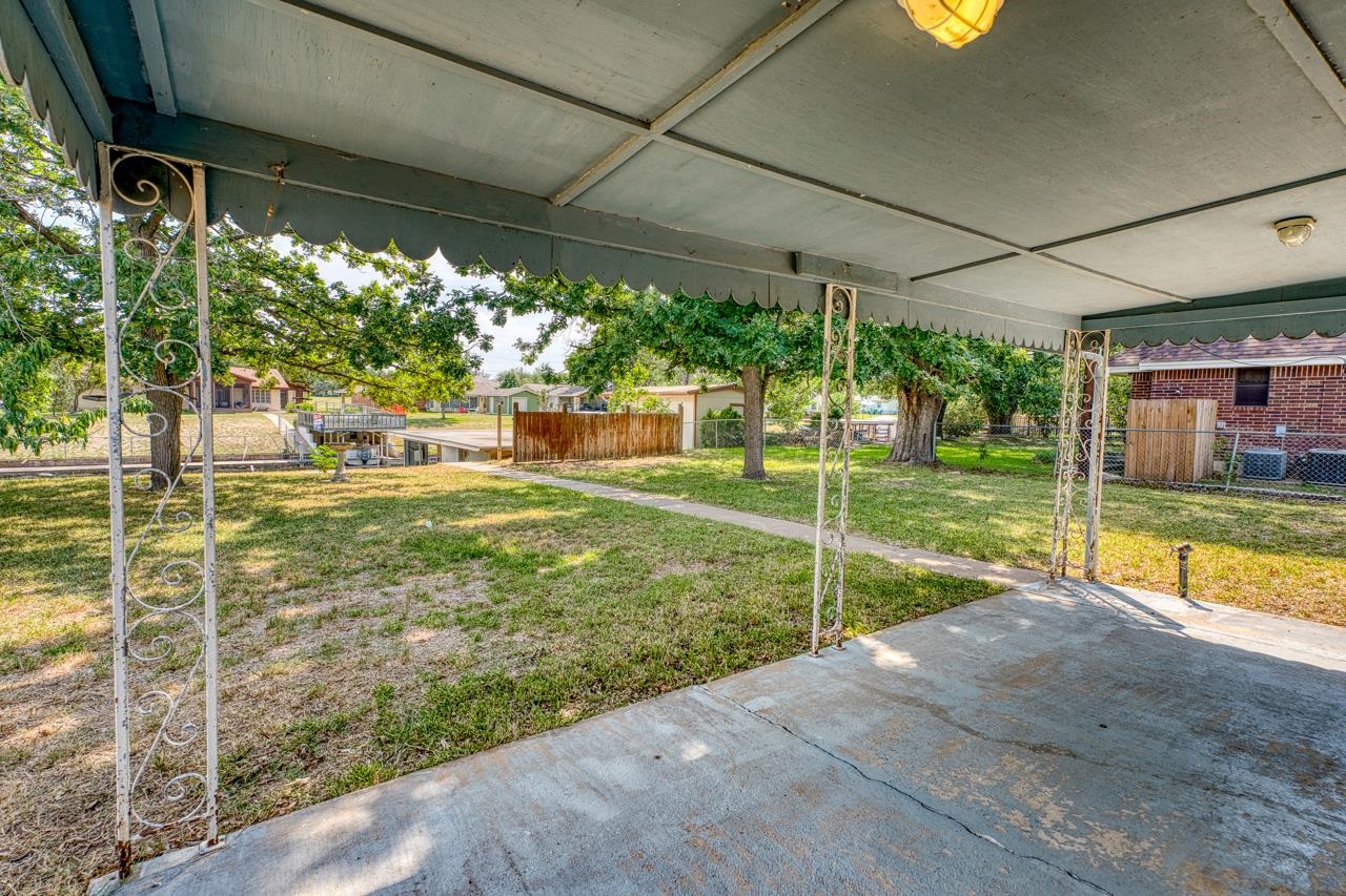 111 Dove Road Highland Haven TX 78654