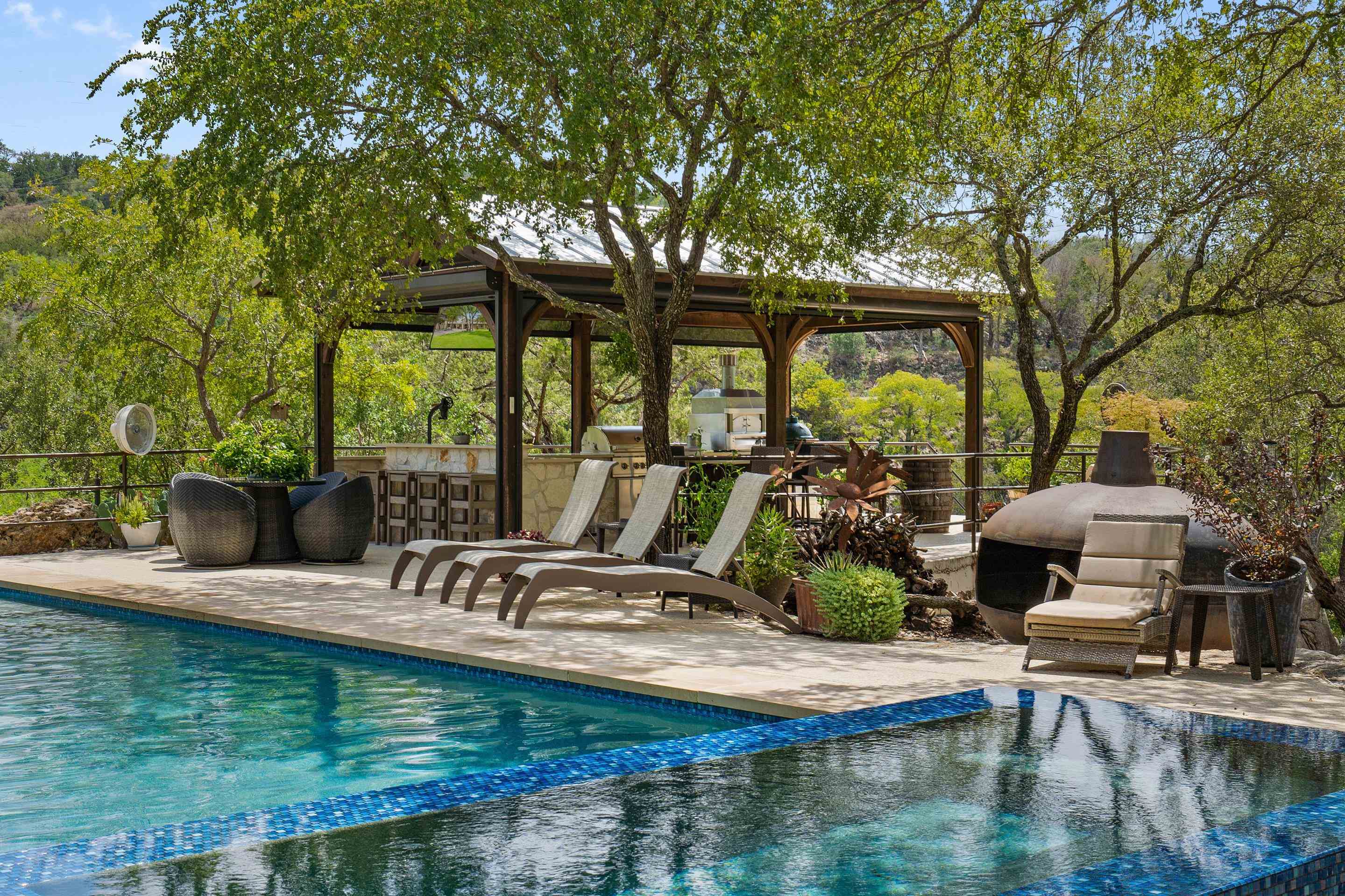 1450 Los Escondidos Street Marble Falls TX 78654