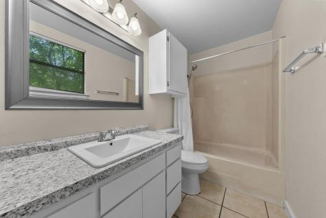 617 Aspen Cottonwood Shores TX 78657